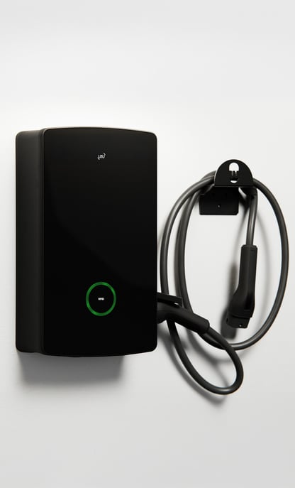 ABL_eM4_keyvisual_product kopio-1